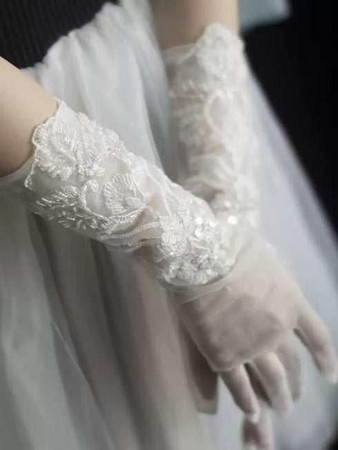 White Bridal Lace Gloves – Embroidered Floral Wedding Gloves